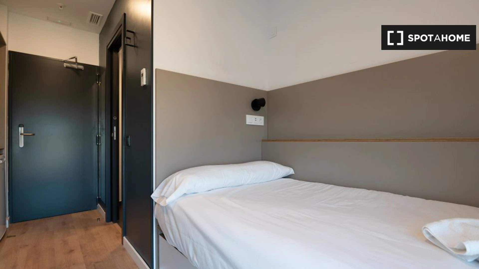 Málaga de çift kişilik yataklı kiralık oda
