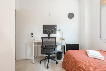 Quarto privado em Avinguda de Can Picanyol, , imagem 4 de 10