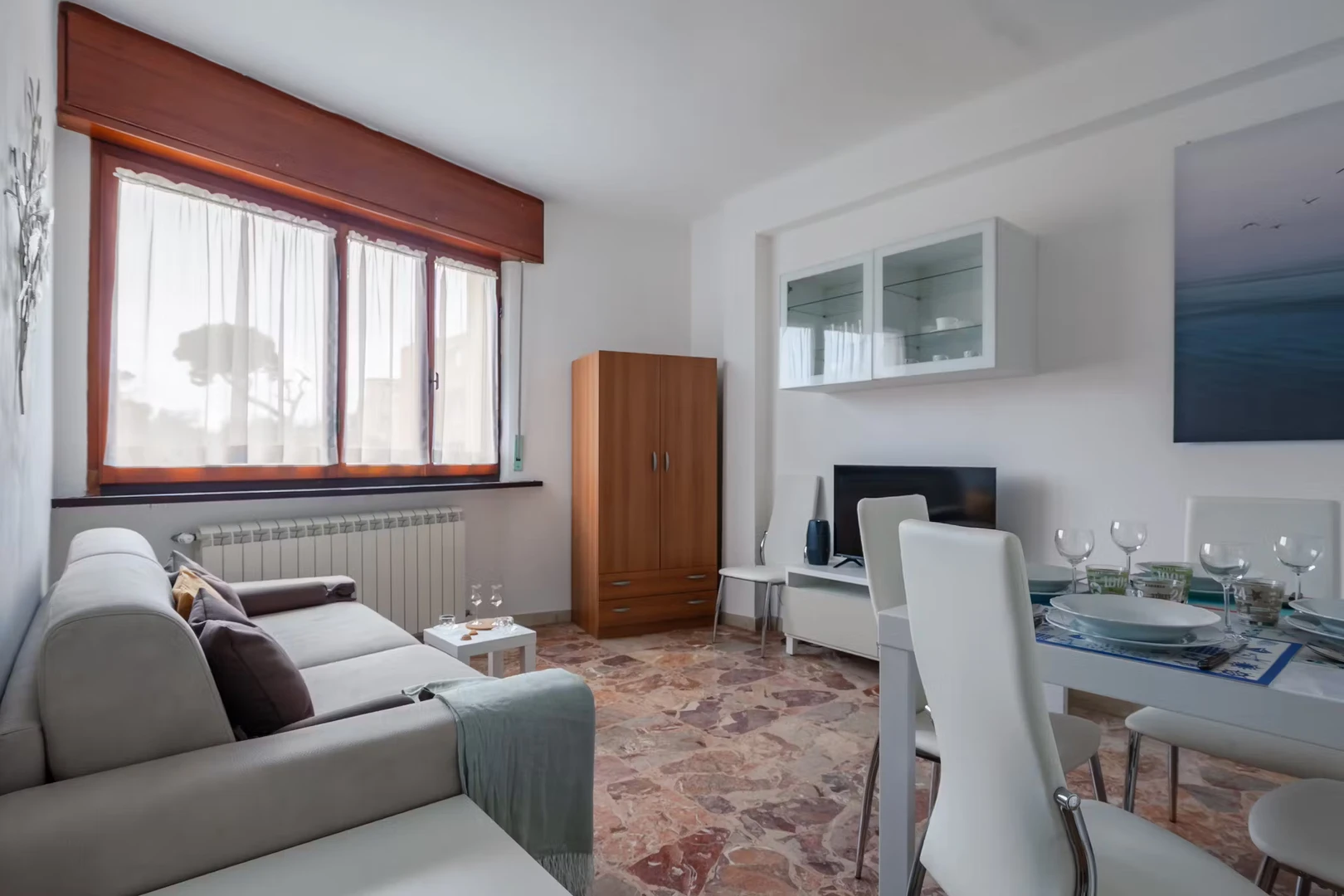 Alojamiento con 3 habitaciones en Pisa
