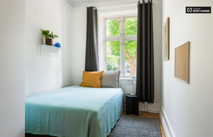 Chambre à louer avec lit double København
