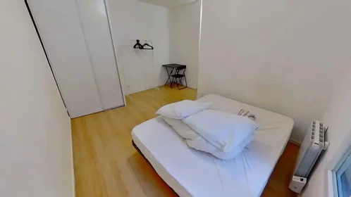 Gesamte Unterkunft in der Rue Labédoyère, , bild 2 von 10