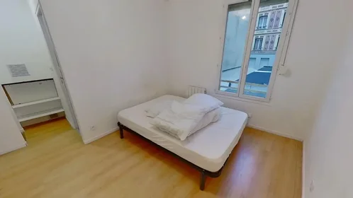 Gesamte Unterkunft in der Rue Labédoyère, , bild 3 von 10