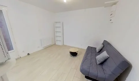 Gesamte Unterkunft in der Rue Labédoyère, , bild 5 von 10