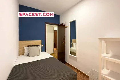 Private room at Av. Diagonal, 08037 Barcelona, Spain, image 1 of 10
