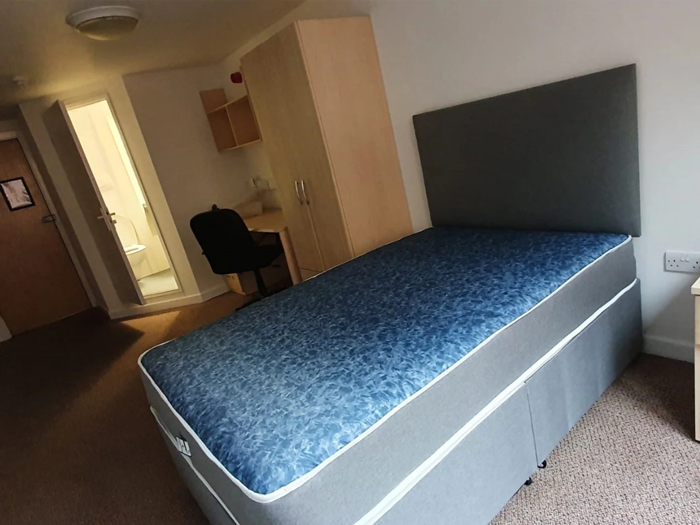 Habitación en alquiler con cama doble Preston