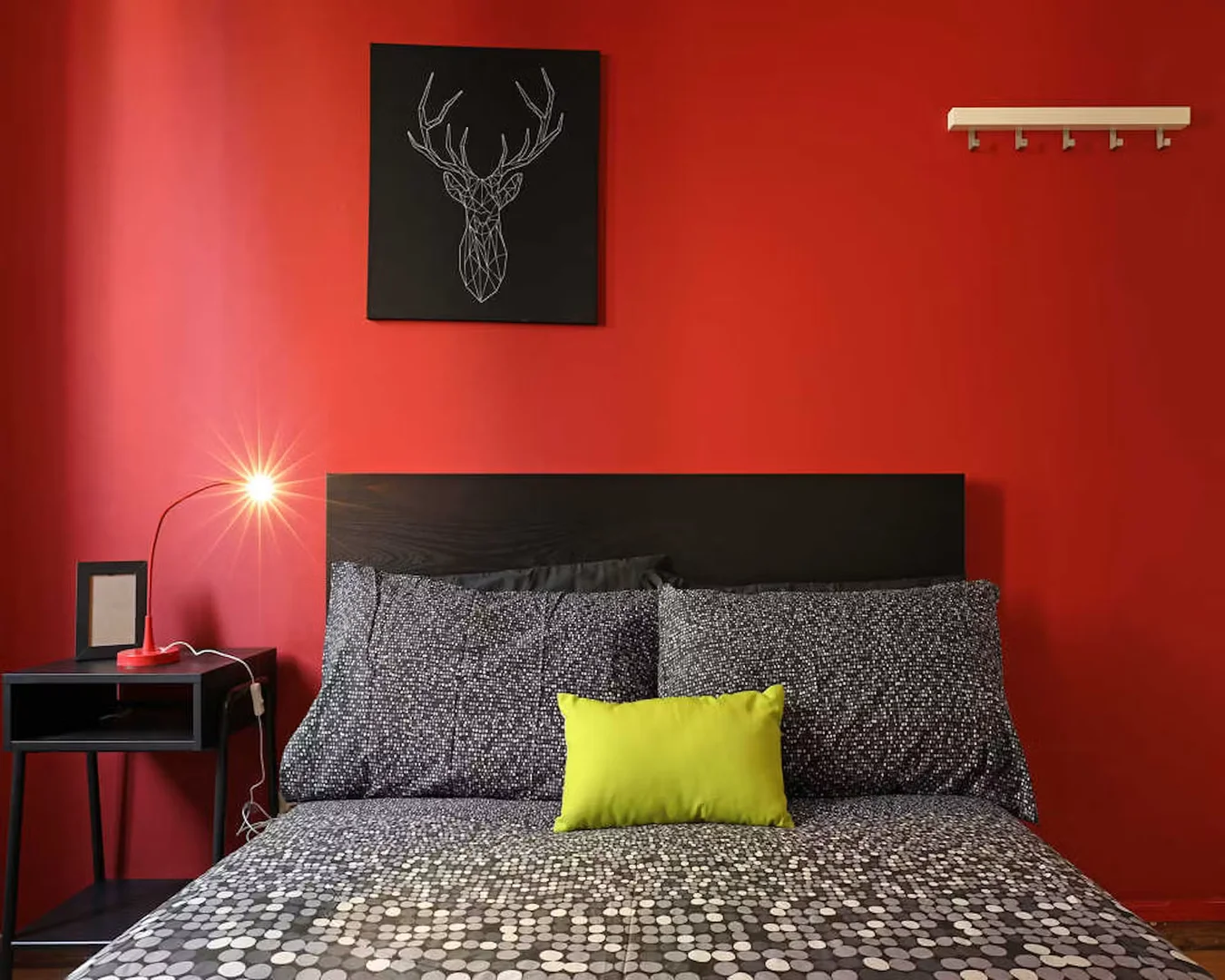 Chambre d'étudiant à avec espace d'étude et installations communes