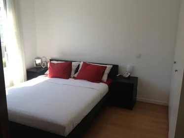 Appartamento intero in Alameda Alto da Barra 28, immagine 2 di 14