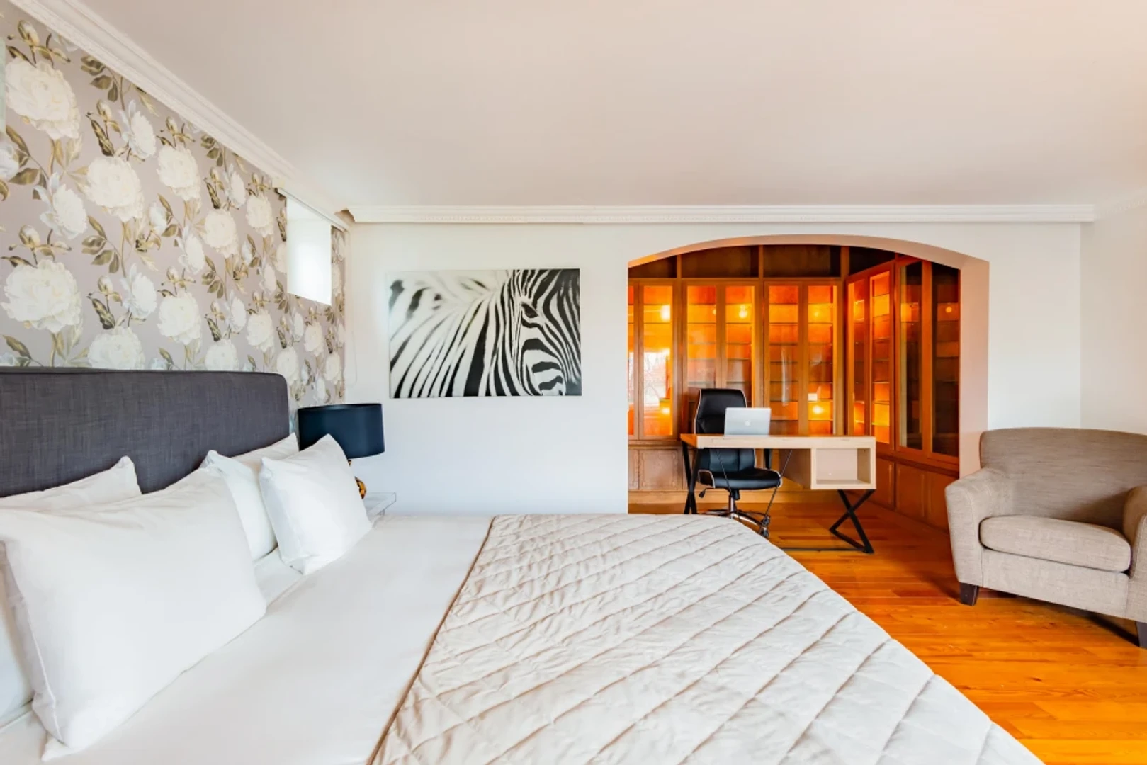 Alojamiento con 3 habitaciones en Estoril