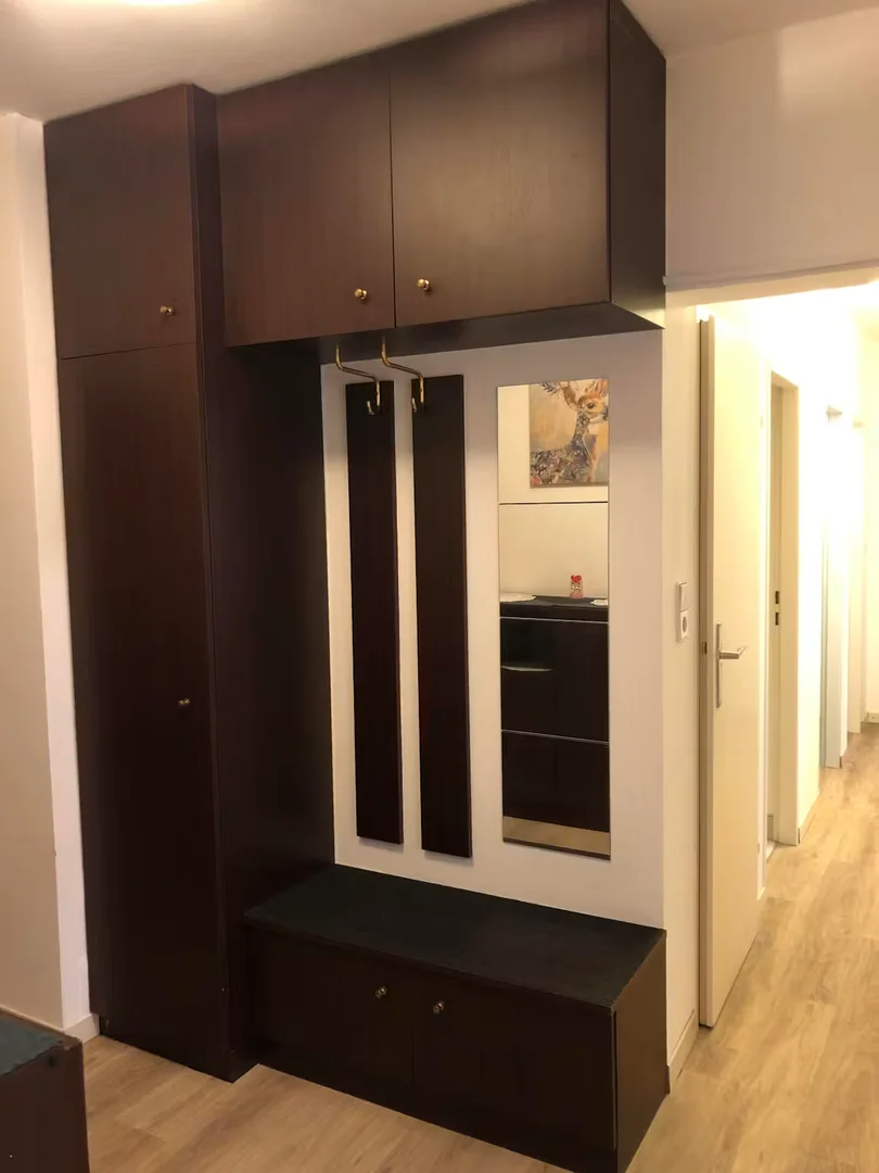 Habitación para estudiantes en  con área de estudio y facilidades compartidas