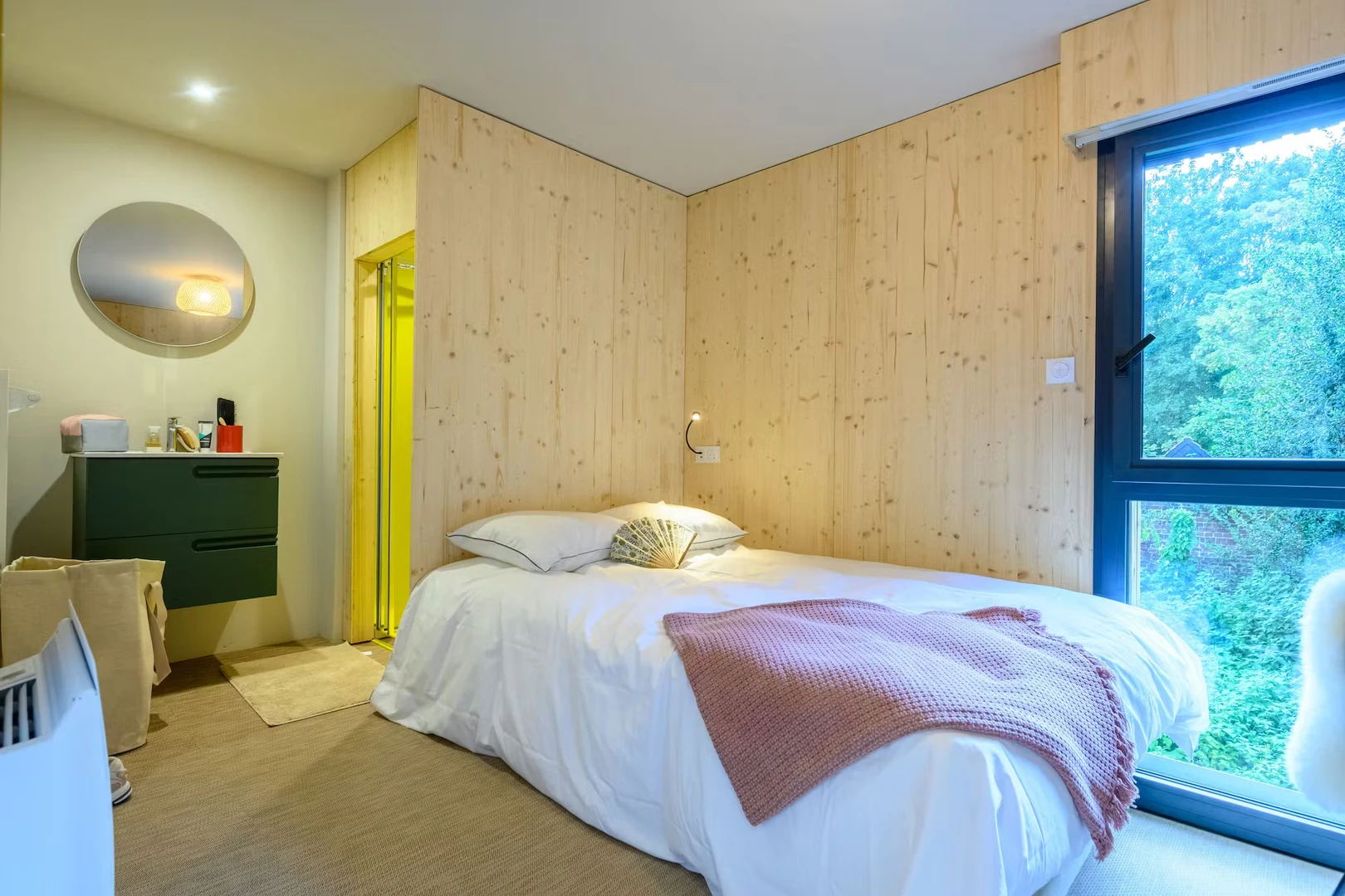 Helles Mehrbettzimmer in Lille zu vermieten