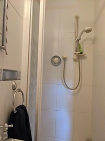 Room for rent in a shared flat in Galway