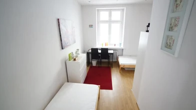 Chambre à louer avec lit double Łodz