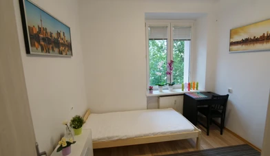 Cheap private room in Łodz