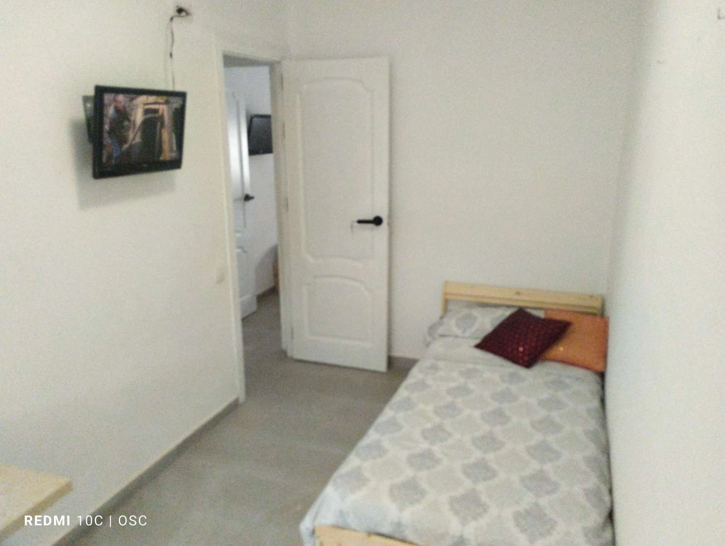 Sevilla de çift kişilik yataklı kiralık oda
