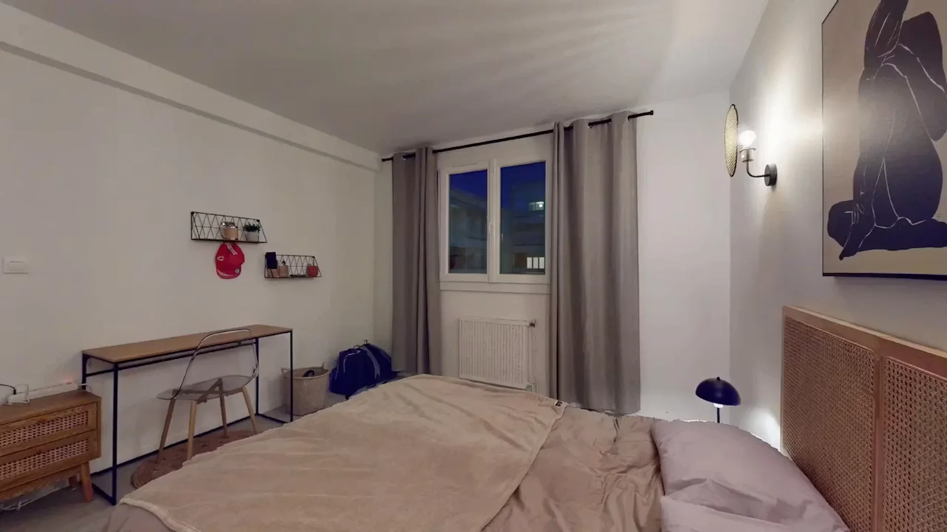 Quarto amigo do estudante em com comodidades modernas