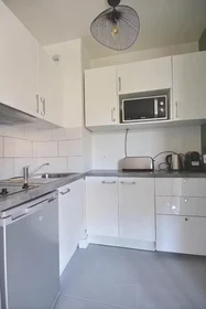 Dairenin tamamı konumu Rue Castéja, Billancourt–Rives de Seine, 8 10 görüntüsü
