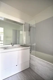 Dairenin tamamı konumu Rue Castéja, Billancourt–Rives de Seine, 9 10 görüntüsü
