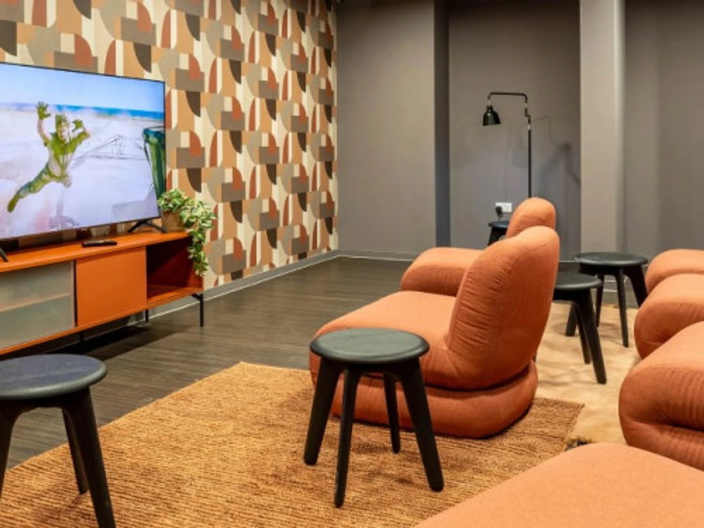 Comfortable and spacious student room in 