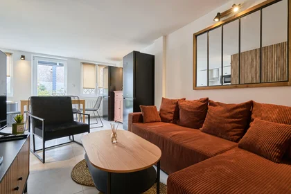 Stanza privata in 26 Rue Denis du Péage, immagine 1 di 10