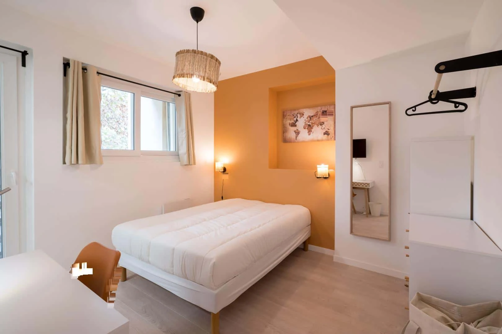 Habitación privada barata en Toulon