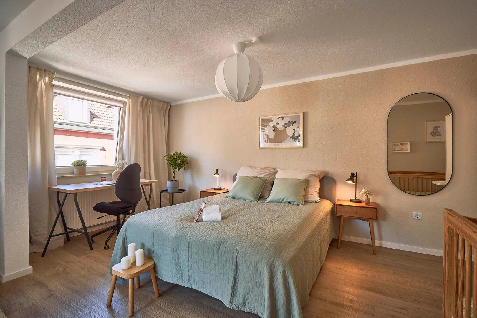Zimmer mit Doppelbett zu vermieten Kaiserslautern