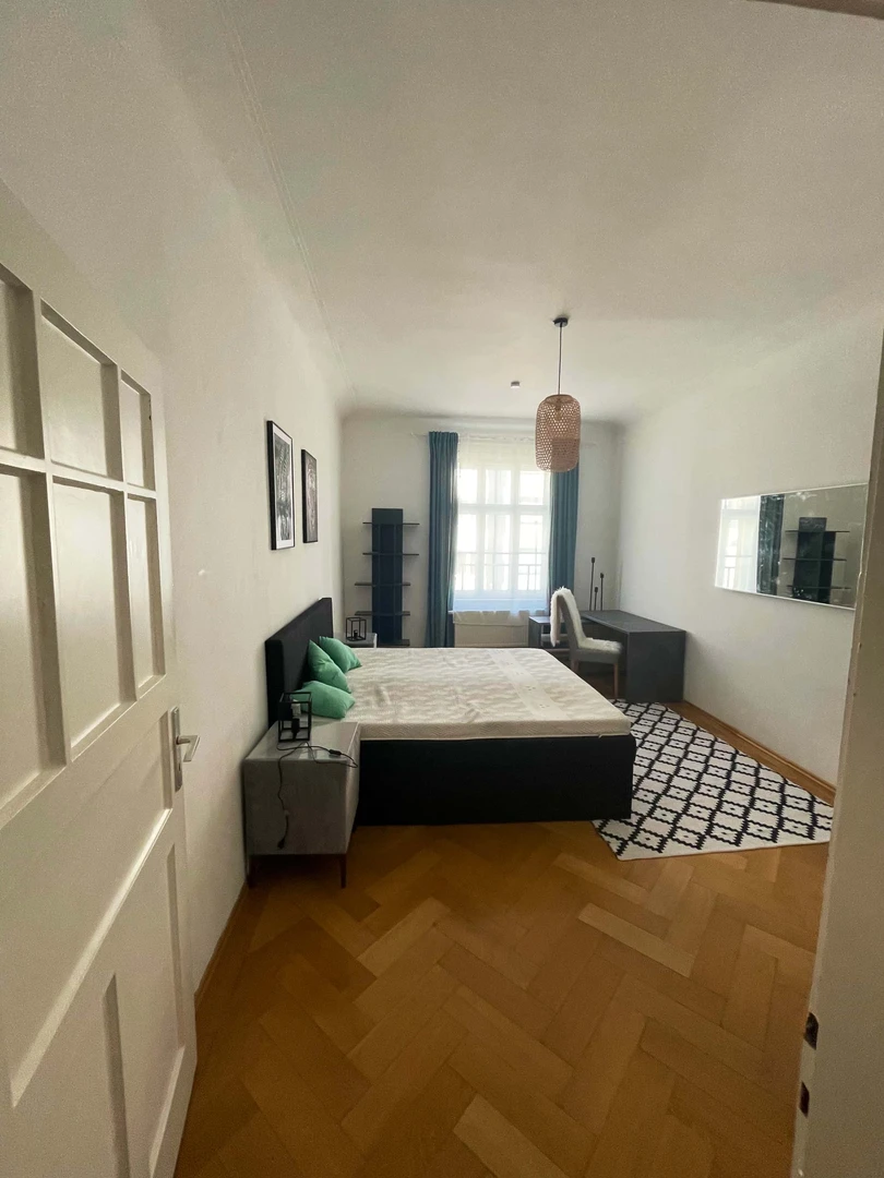 Quarto para alugar com cama de casal em Munchen