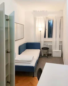 Privatzimmer in der Schleißheimer Str., 80809 München, Germany, bild 2 von 16