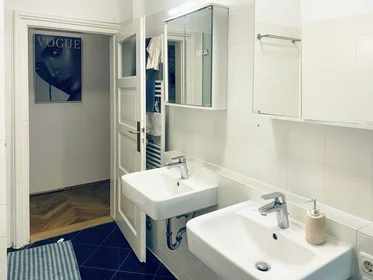 Privatzimmer in der Schleißheimer Str., 80809 München, Germany, bild 12 von 16