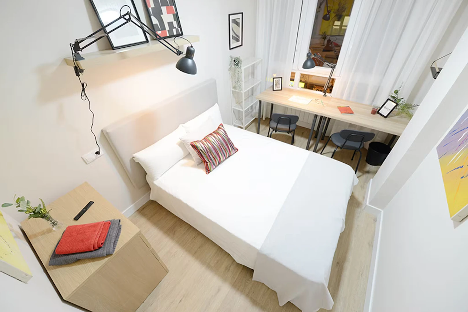 Quarto para alugar com cama de casal em Bilbau