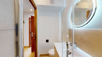 Private room in residence at 182b avenue Felix Faure, image 21 of 23