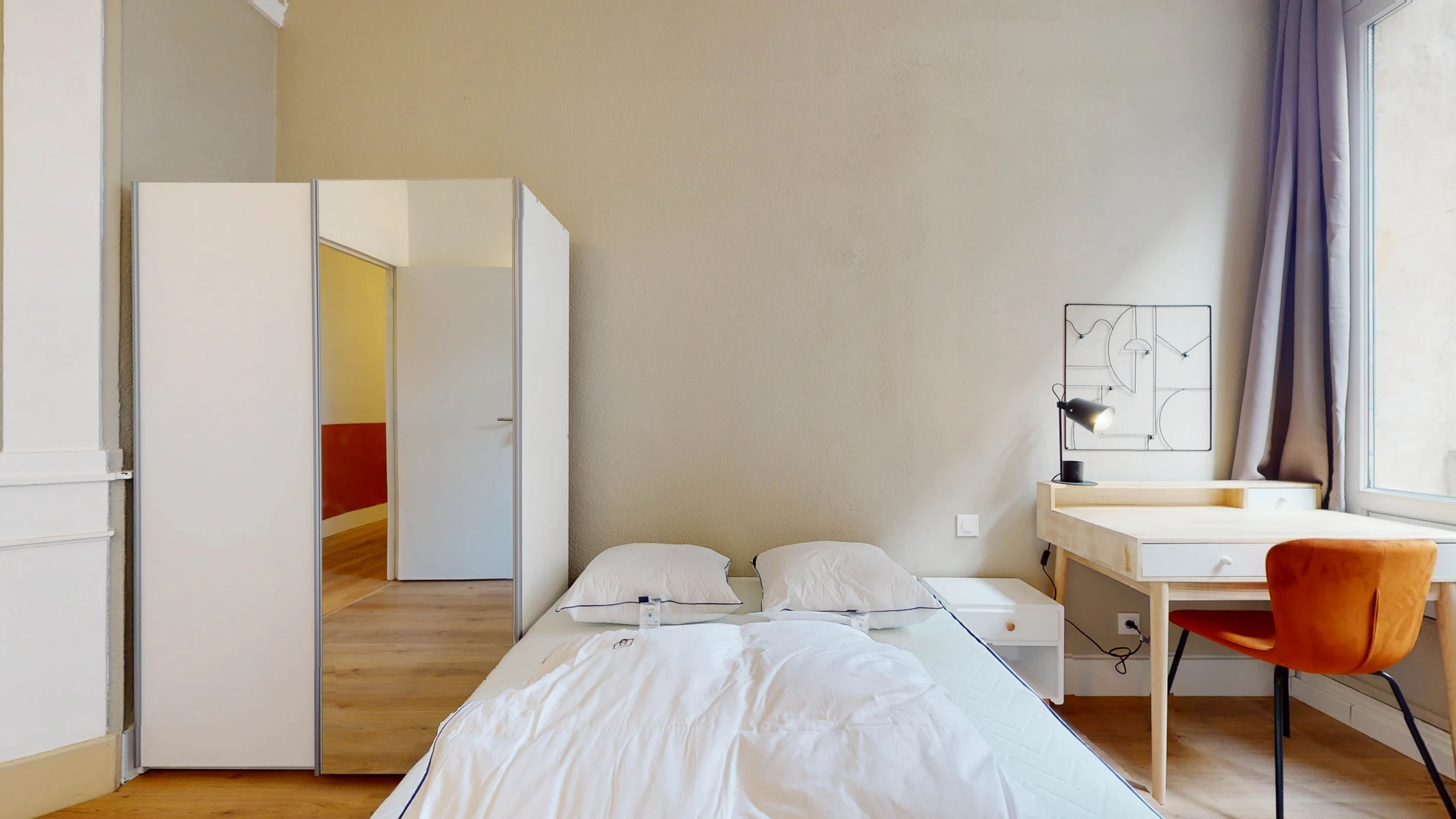 Zimmer mit Doppelbett zu vermieten Montpellier