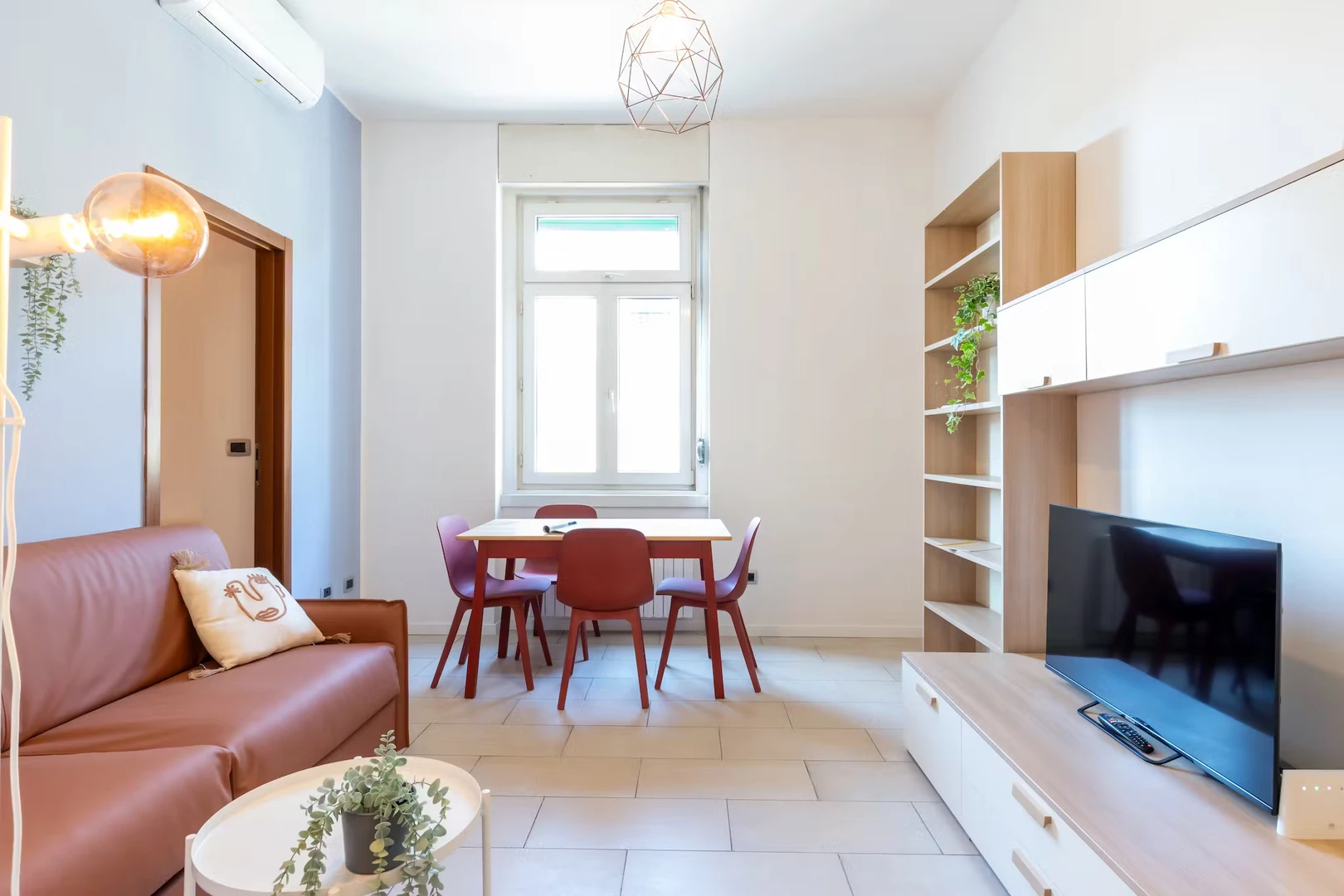 Apartamento totalmente mobilado em Trieste