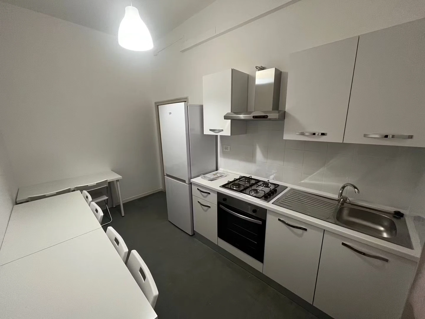 Chambre à louer dans un appartement en colocation à Rimini