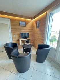 Quarto privado em Chemin Villebois, , imagem 7 de 10