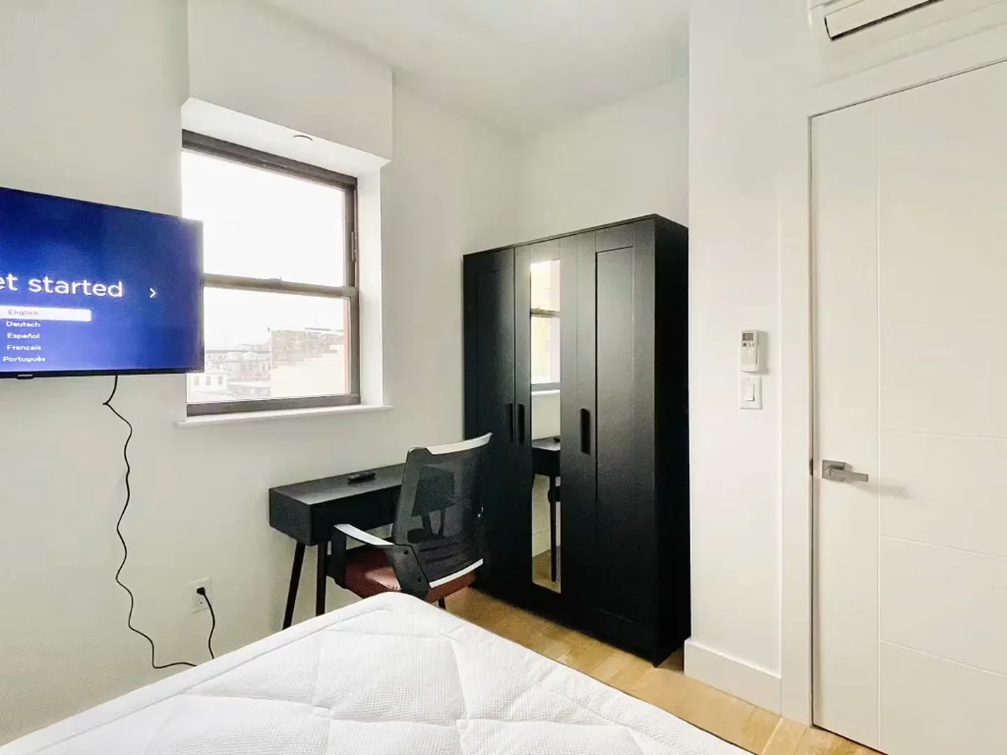 Budget-friendly student room close to campus in 
