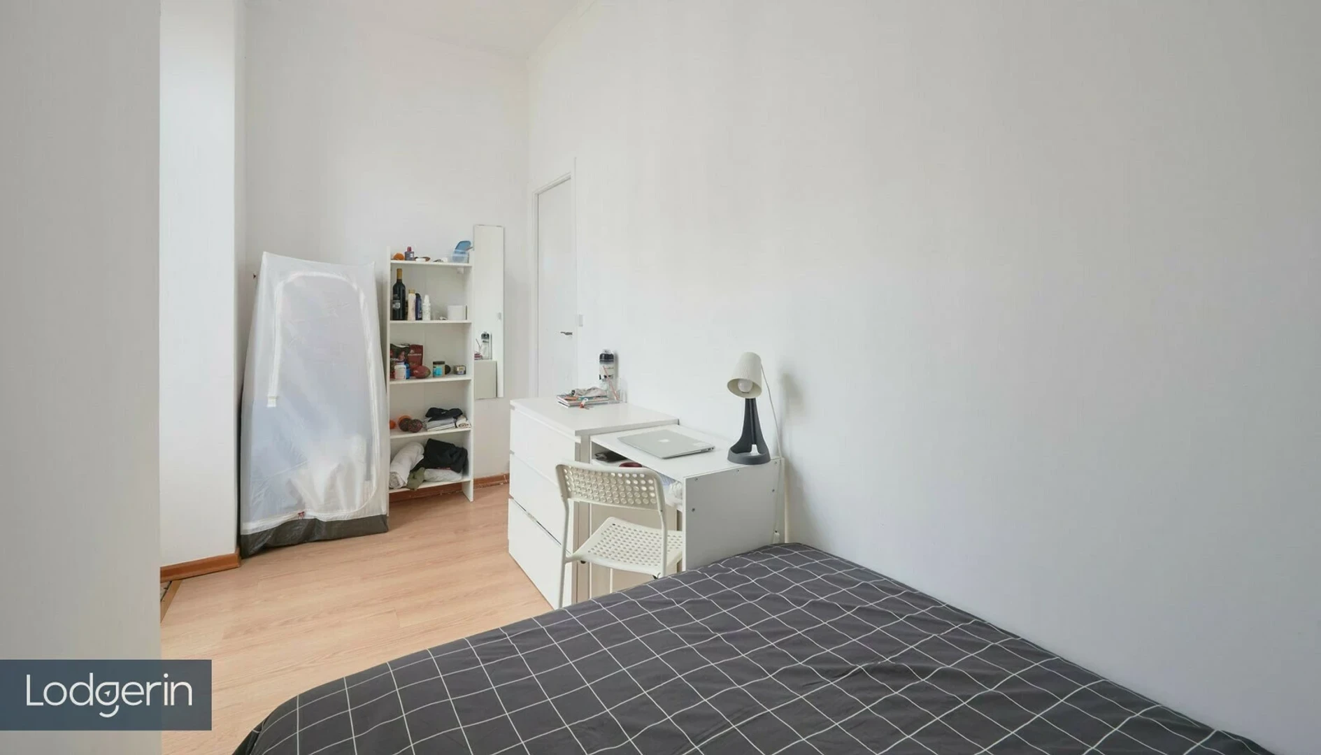 Stanza in condivisione in un appartamento di 3 camere da letto Lisbona