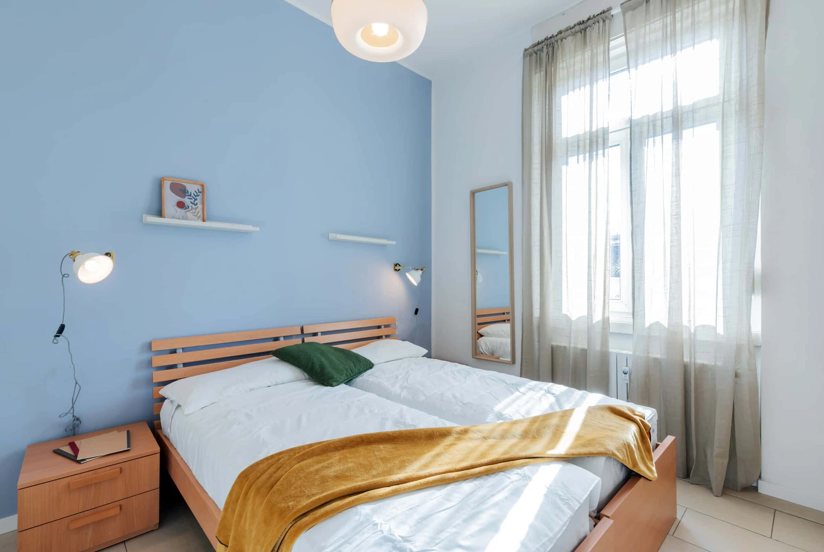 Pokój do wynajęcia z podwójnym łóżkiem w Trieste