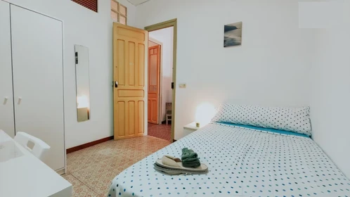 Alicante-alacant de aylık kiralık oda