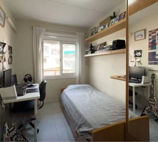 Habitación en alquiler con cama doble Barcelona