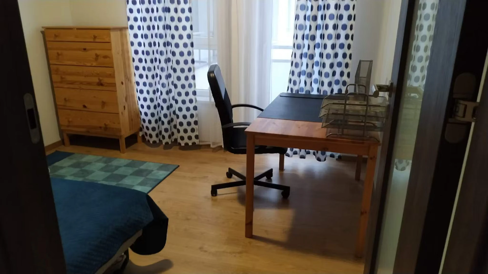 Appartement entièrement meublé à Poznań