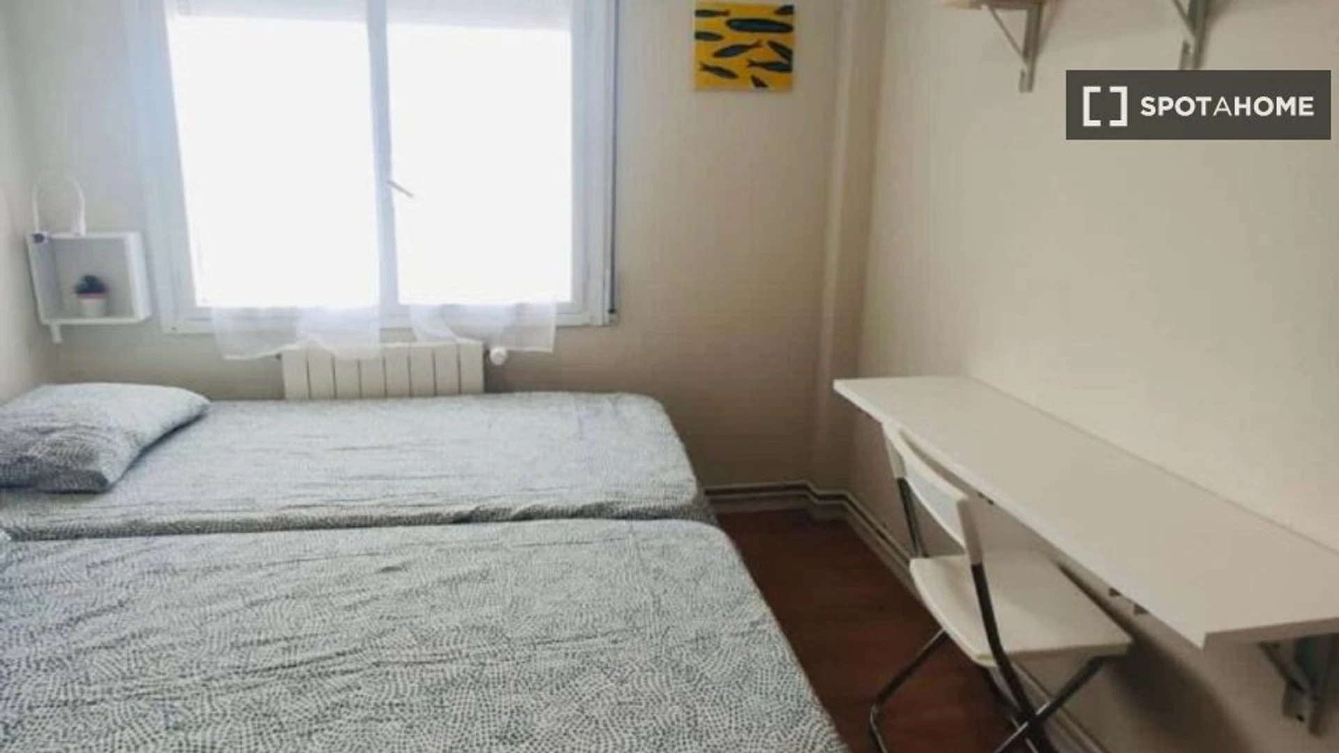Room for rent in a shared flat in Santander