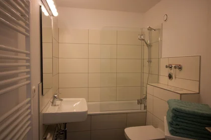 Gesamte Unterkunft in der Potsdamer Straße, 160, bild 9 von 13