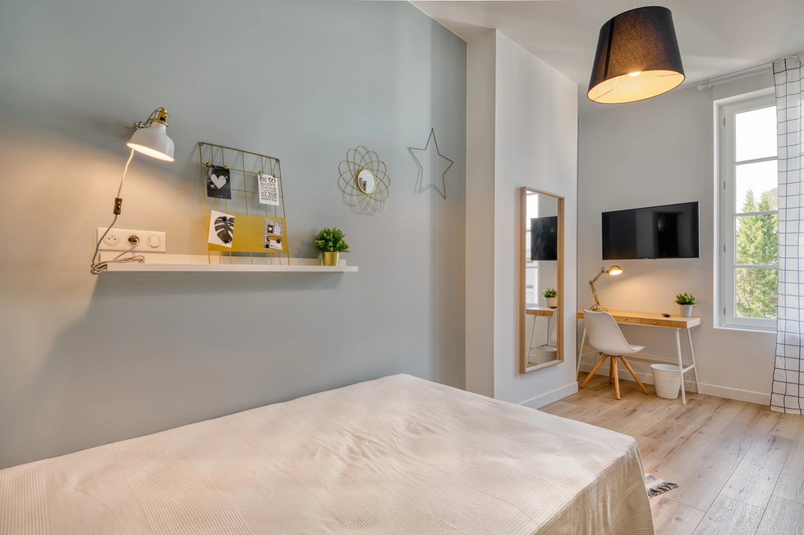 Renting rooms by the month in Bordeaux