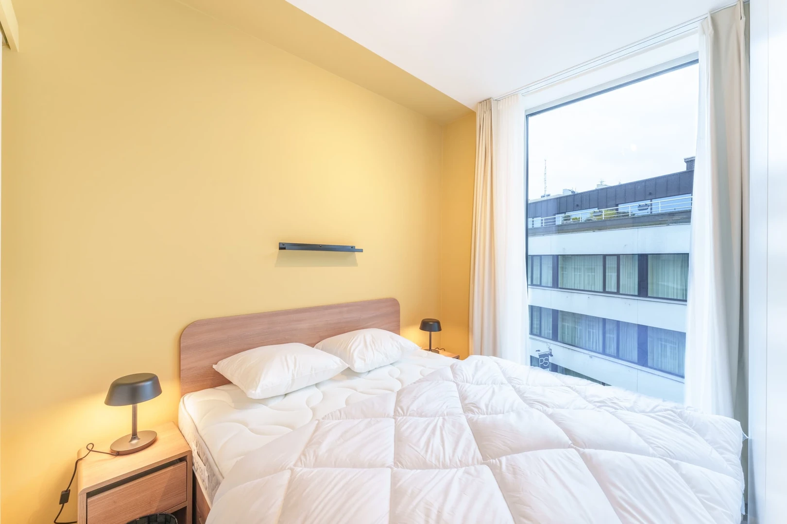 Cheap private room in Antwerp