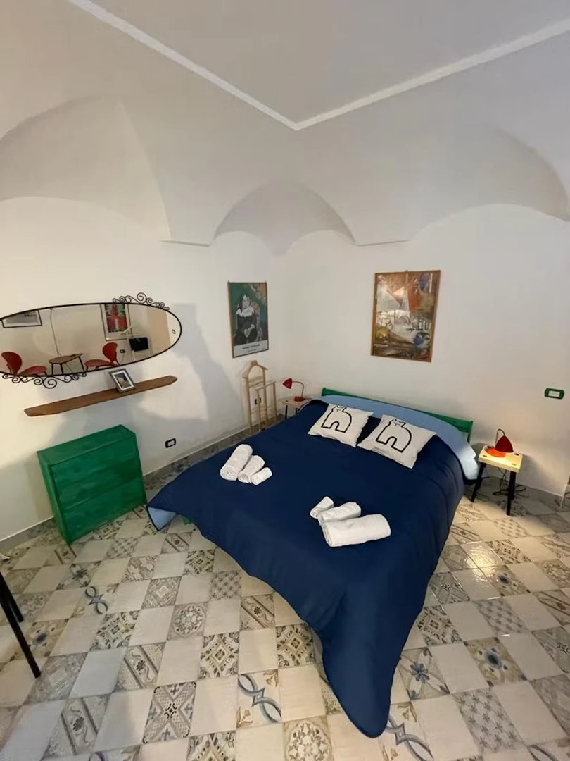 W pełni umeblowane mieszkanie w Neapol