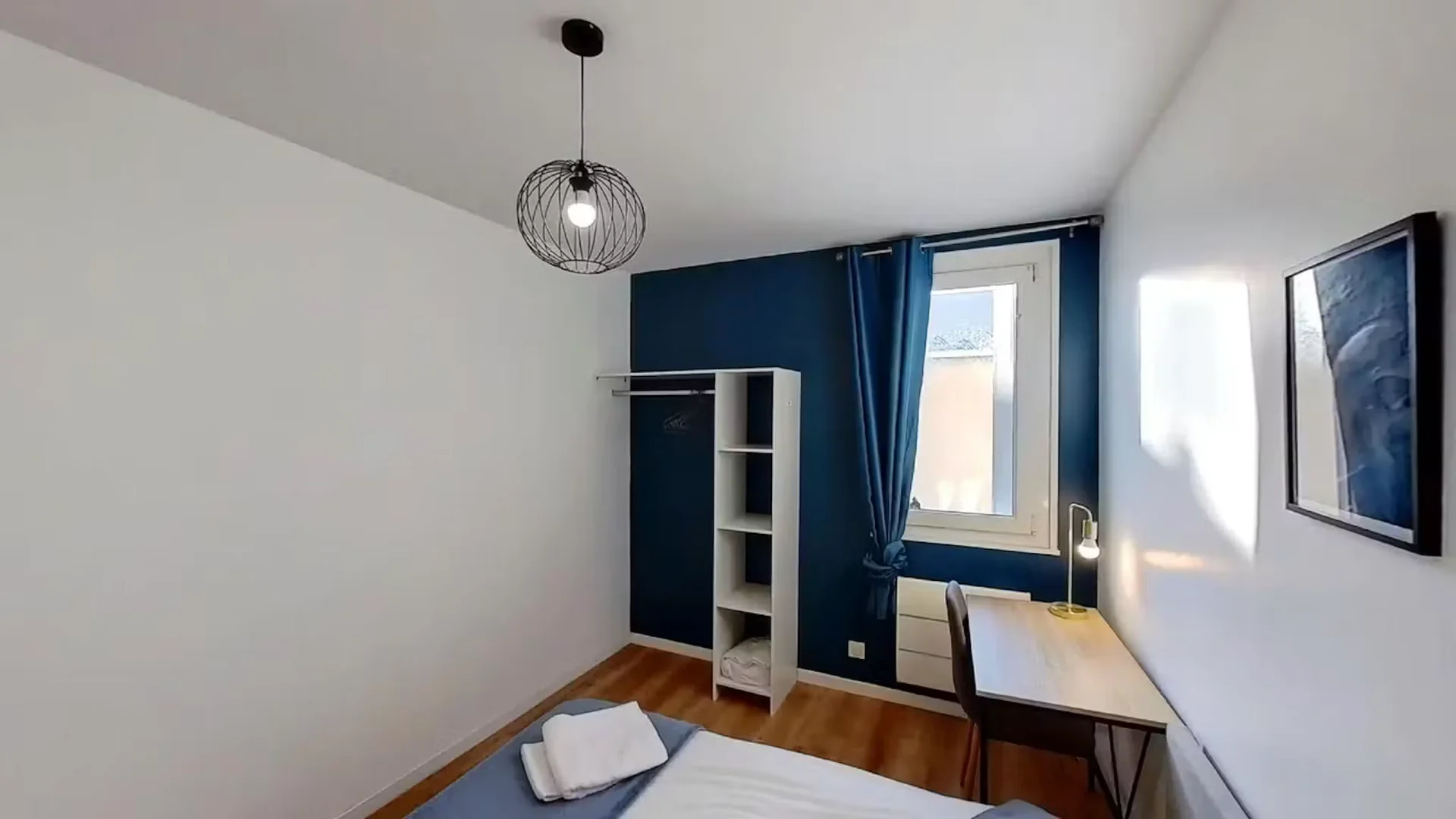 bölgesinde konforlu ve ferah öğrenci odası