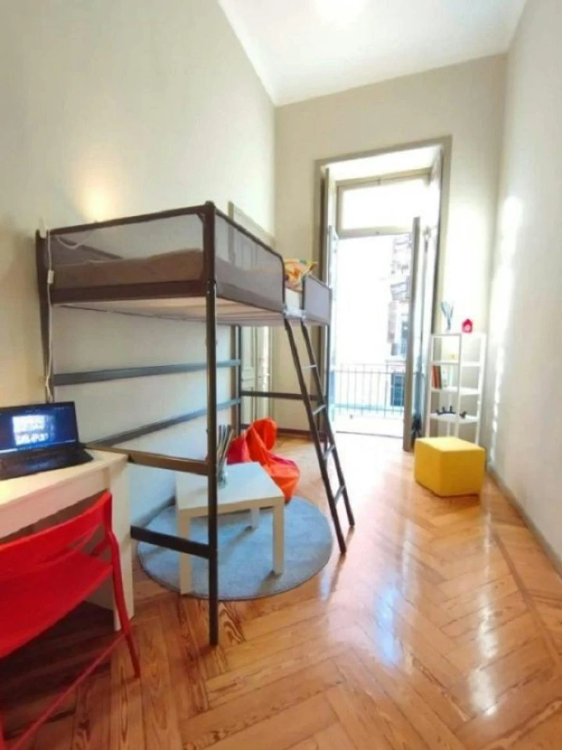 Zimmer mit Doppelbett zu vermieten torino