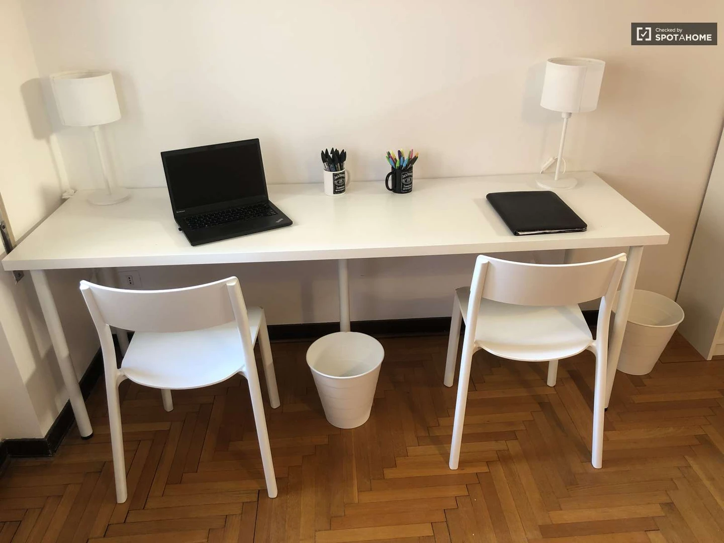 Renting rooms by the month in padova