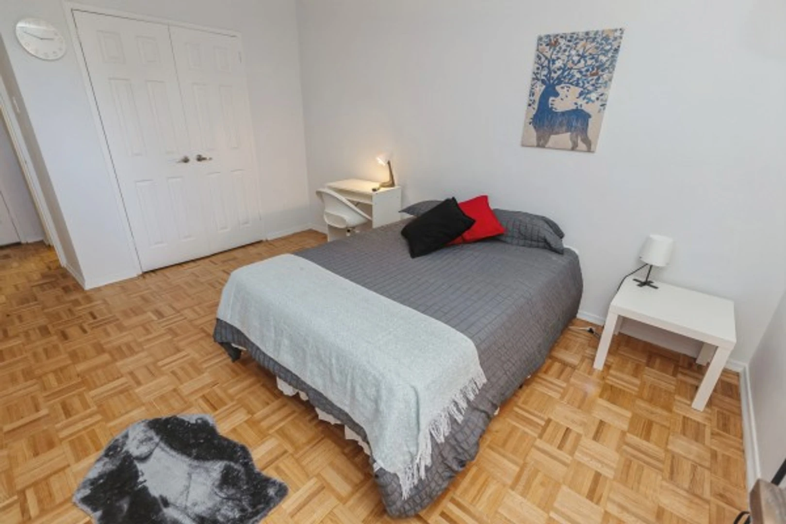 Cheap private room in Toronto
