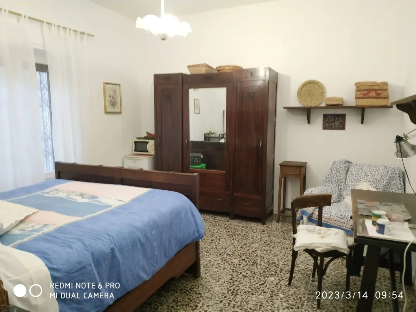 Pokój do wynajęcia z podwójnym łóżkiem w Pisa